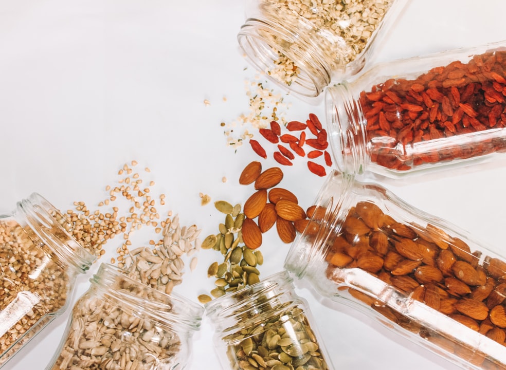Bổ sung các loại hạt, ngũ cốc trong khẩu phần ăn hàng ngày để bổ sung kẽm cho cơ thể