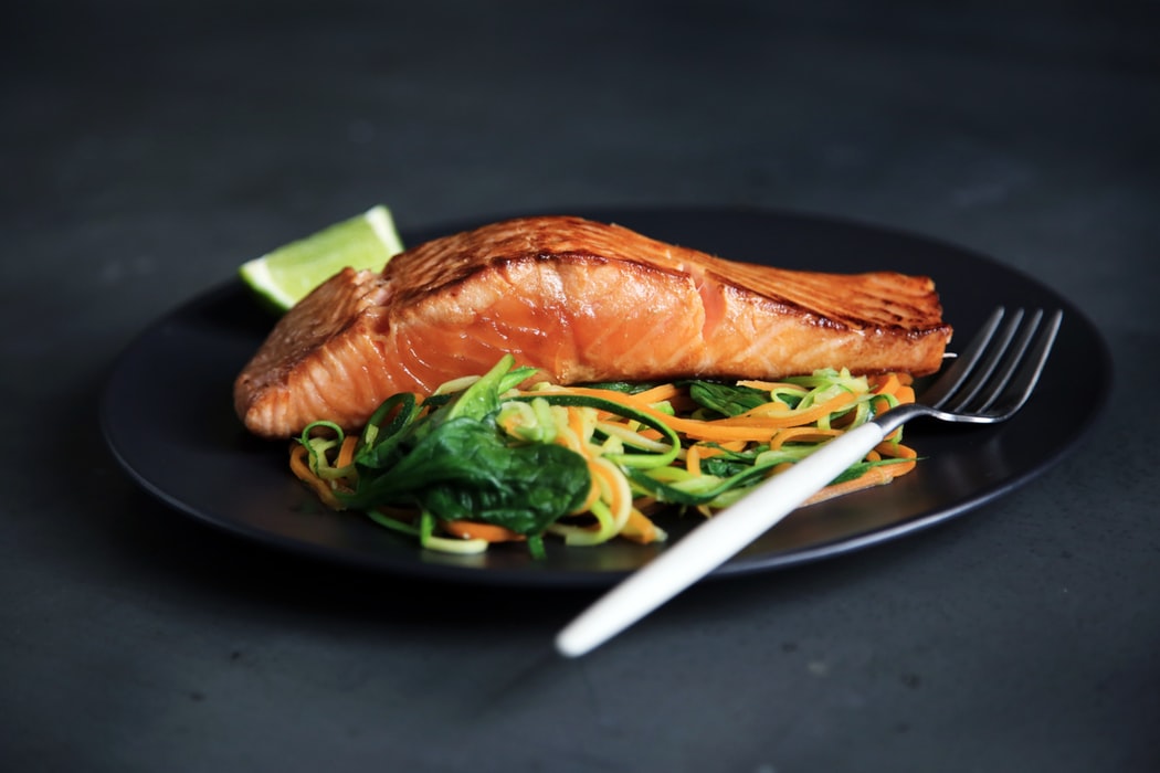 Những món ăn được chế biến từ cá hồi cung cấp rất nhiều dinh dưỡng cho cơ thể.