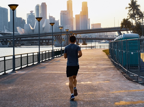 chạy bộ vừa phải bảo vệ sức khỏe hiệu quả hơn