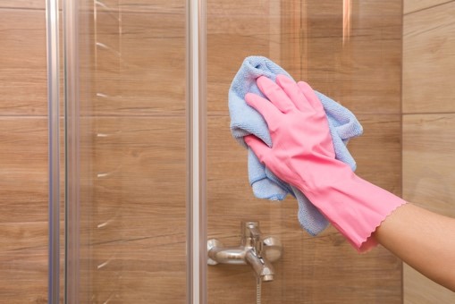 Phòng tắm luôn là nơi chứa nhiều vi khuẩn nhất trong căn nhà của bạn và cần lau dọn thường xuyên